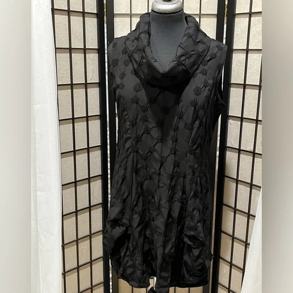 Niche Black Textured TUNIC DRESS, COWL NECK, TUCK HEMLINE, MADE IN USA, SIZE M - Picture 9 of 14